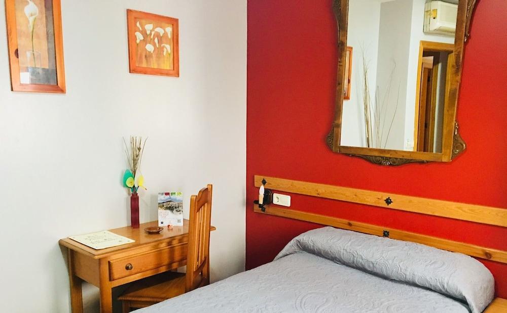 Hotel Hospederia Zacatin Alcala La Real Bagian luar foto