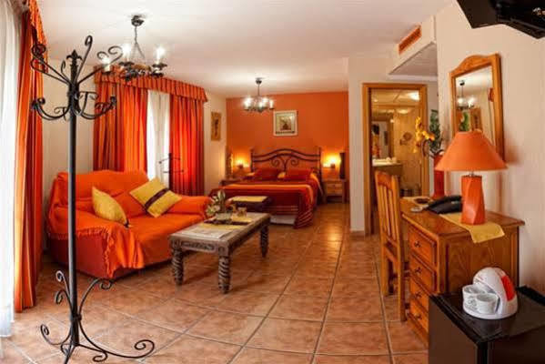 Hotel Hospederia Zacatin Alcala La Real Bagian luar foto